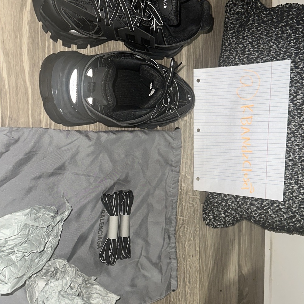 Balenciaga Tracks